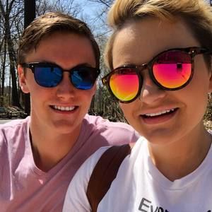 Meet your Posher, Haley